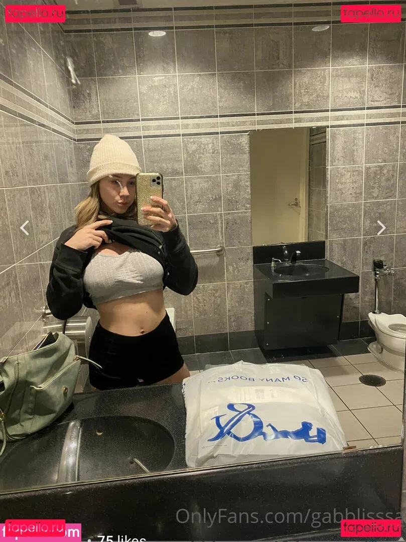 Gabblissa Yerrmom Onlyfans Photo Gallery 