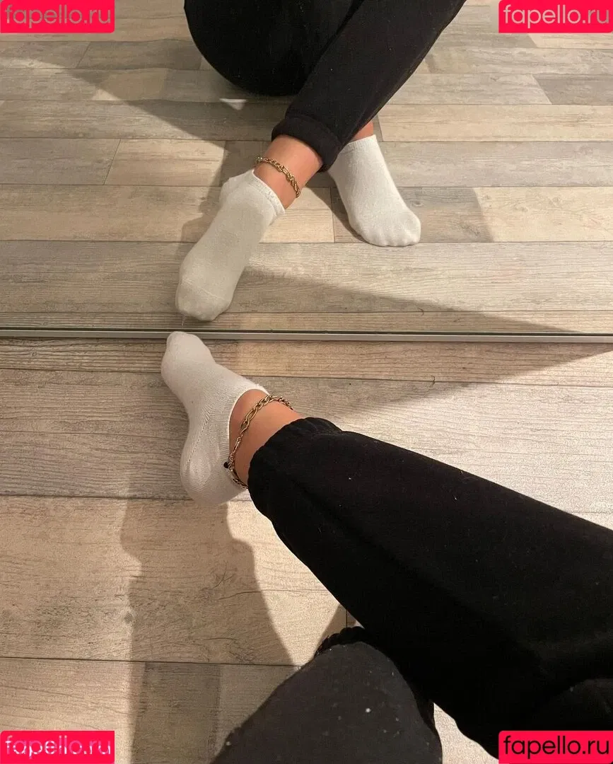 emiliaaa.rose Onlyfans Photo Gallery 
