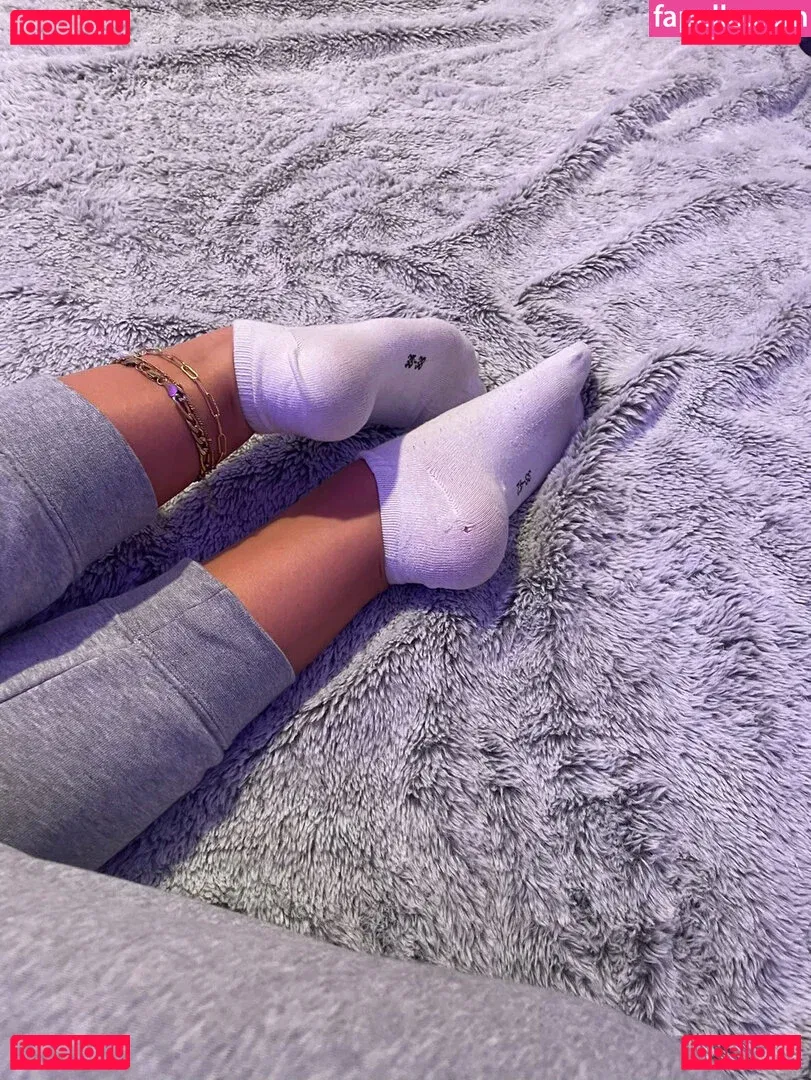 emiliaaa.rose Onlyfans Photo Gallery 