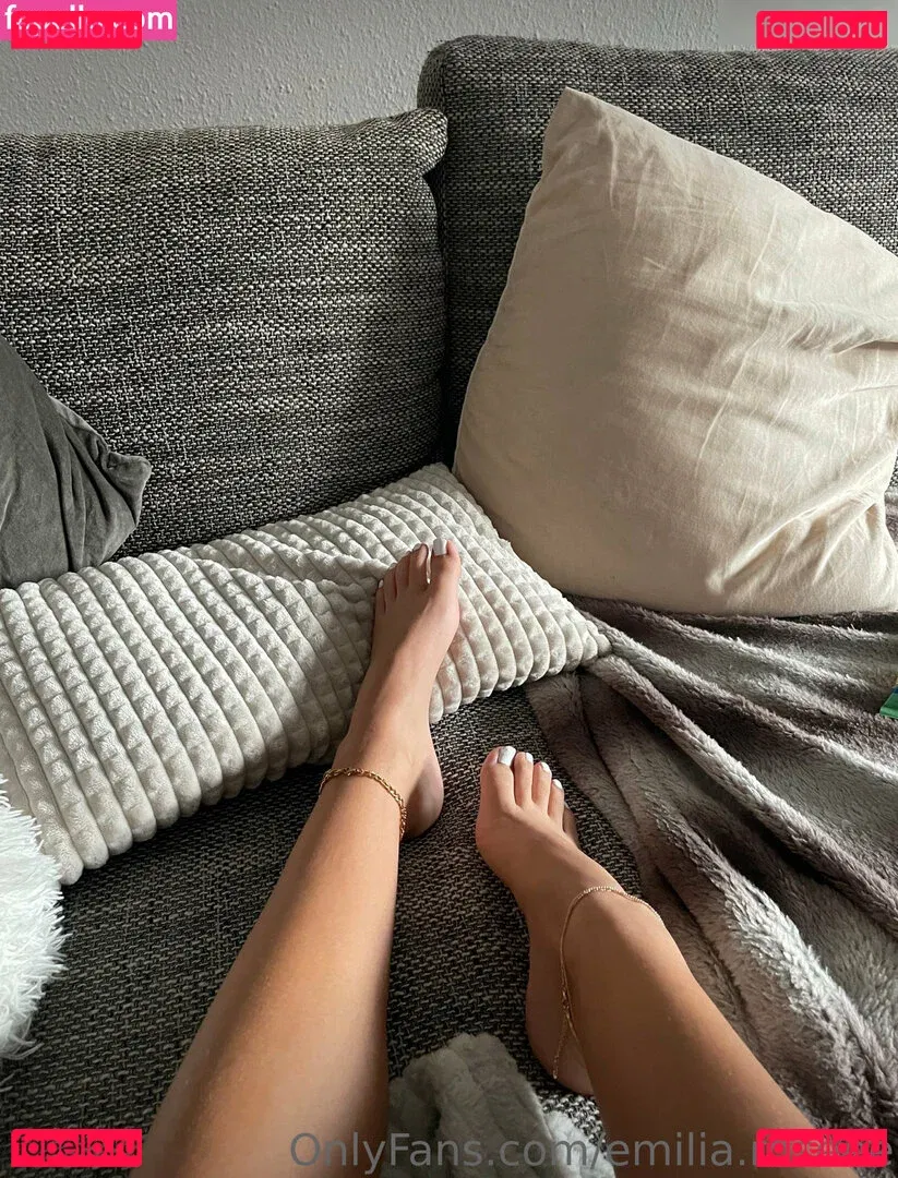 emiliaaa.rose Onlyfans Photo Gallery 