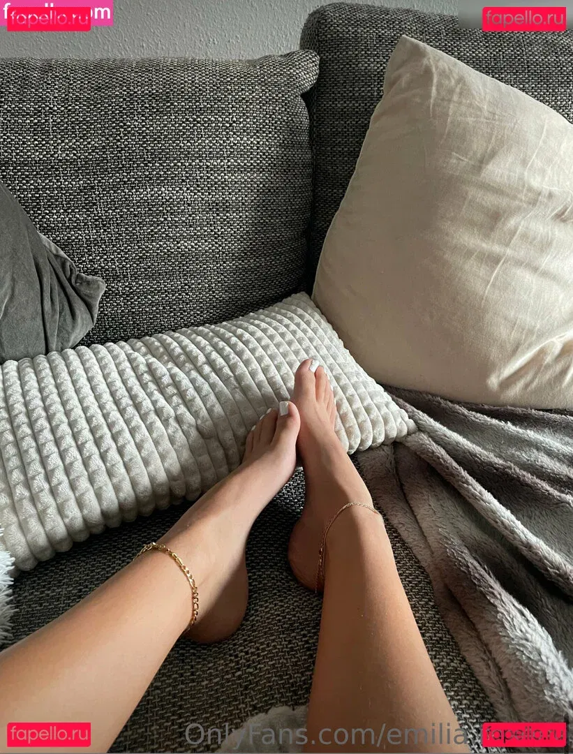 emiliaaa.rose Onlyfans Photo Gallery 