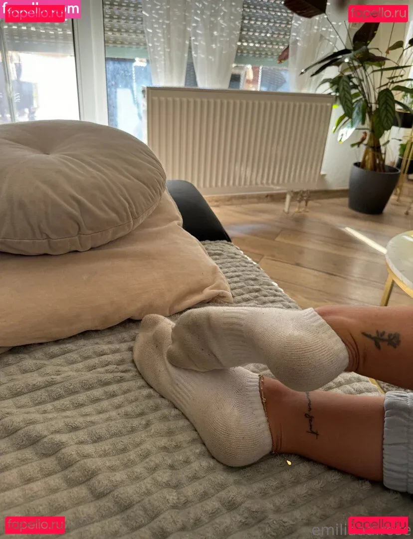 emiliaaa.rose Onlyfans Photo Gallery 