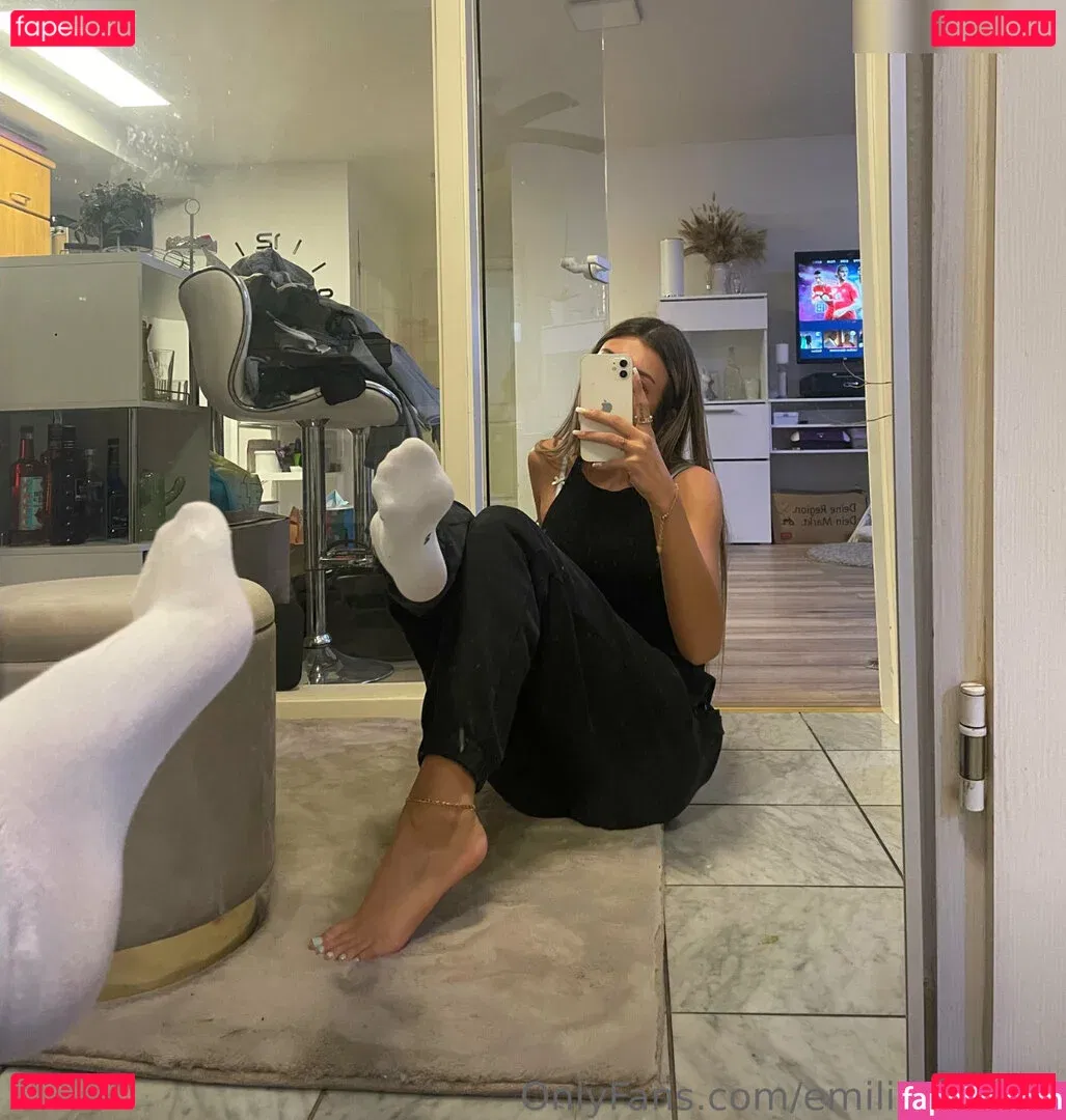 emiliaaa.rose Onlyfans Photo Gallery 