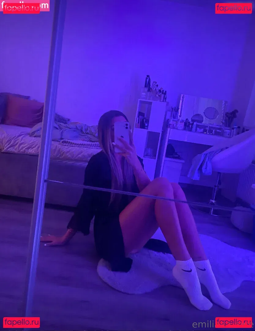 emiliaaa.rose Onlyfans Photo Gallery 