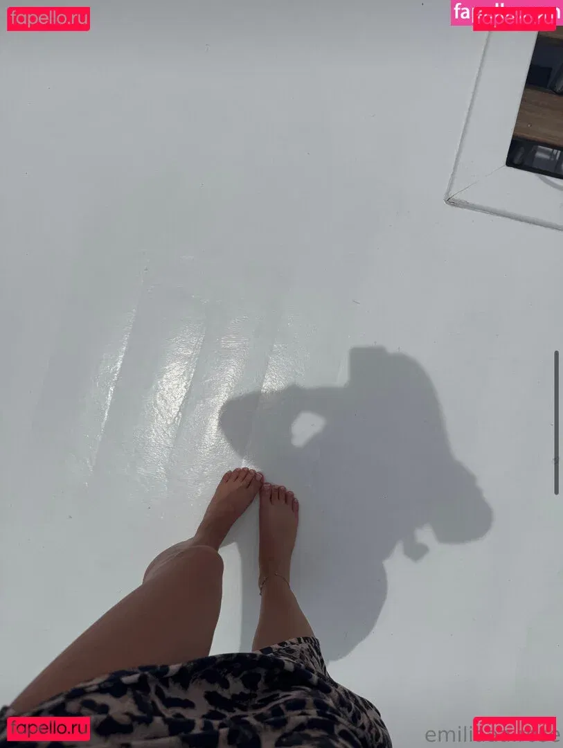 emiliaaa.rose Onlyfans Photo Gallery 