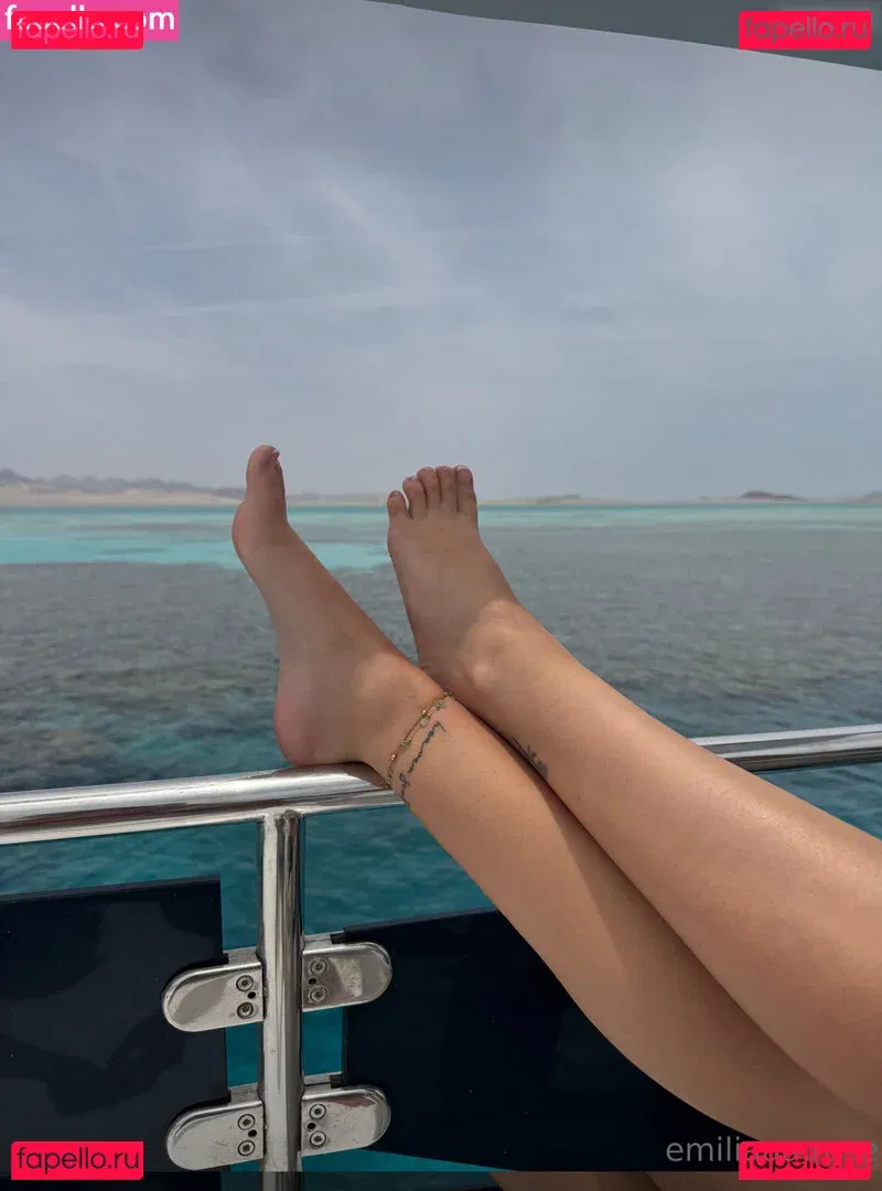 emiliaaa.rose Onlyfans Photo Gallery 