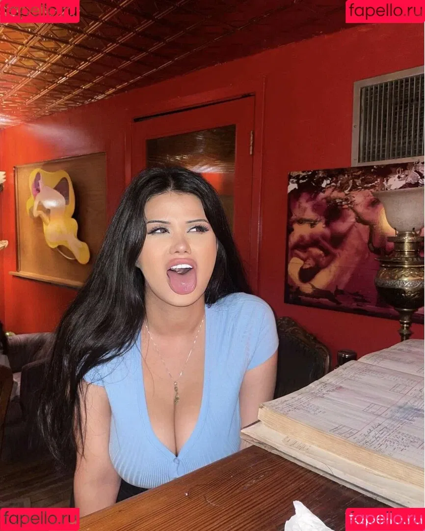Evelyn Alvarez Onlyfans Photo Gallery 