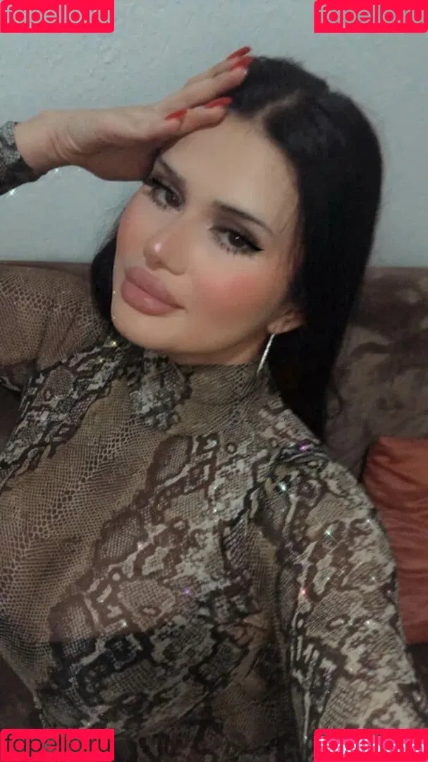Evelyn Alvarez Onlyfans Photo Gallery 