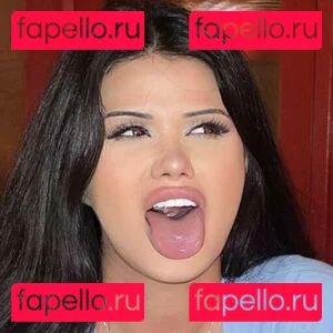 Evelyn Alvarez Onlyfans Photo Gallery 