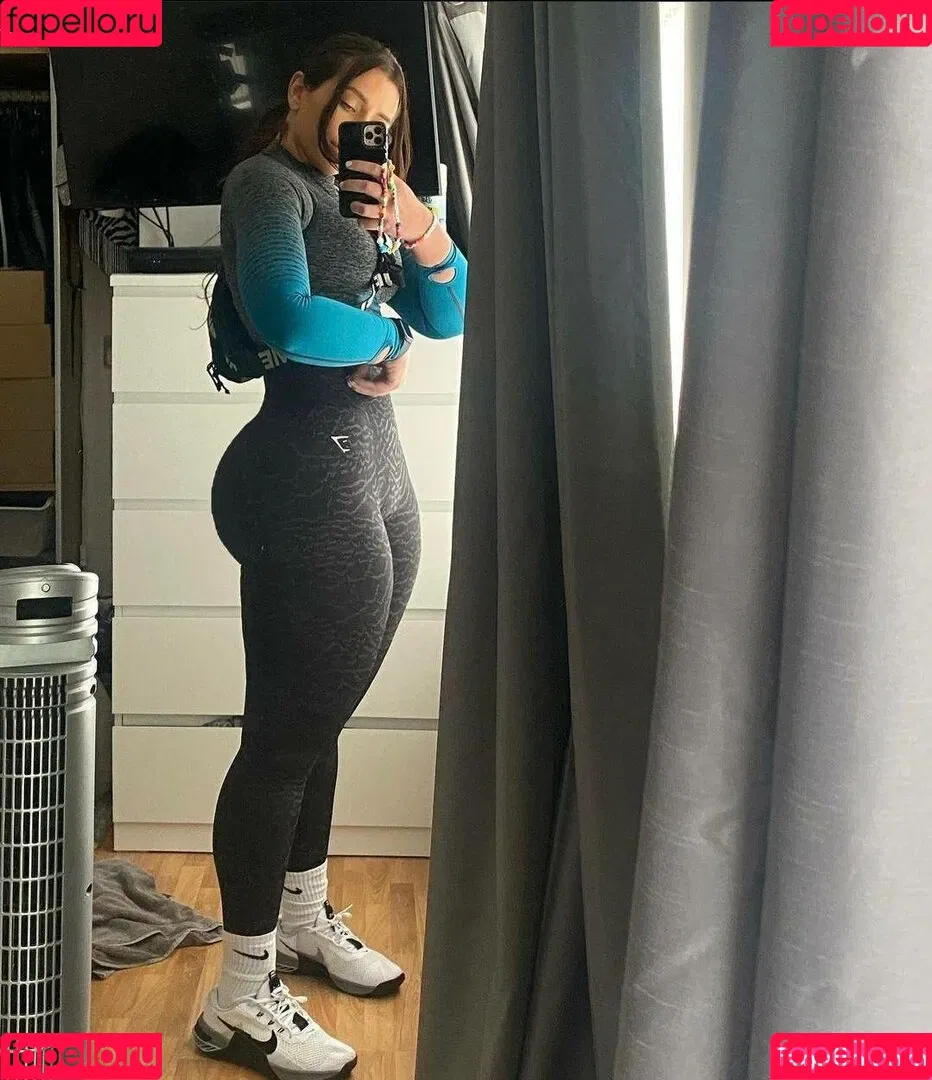 Caroline Hobday Onlyfans Photo Gallery 