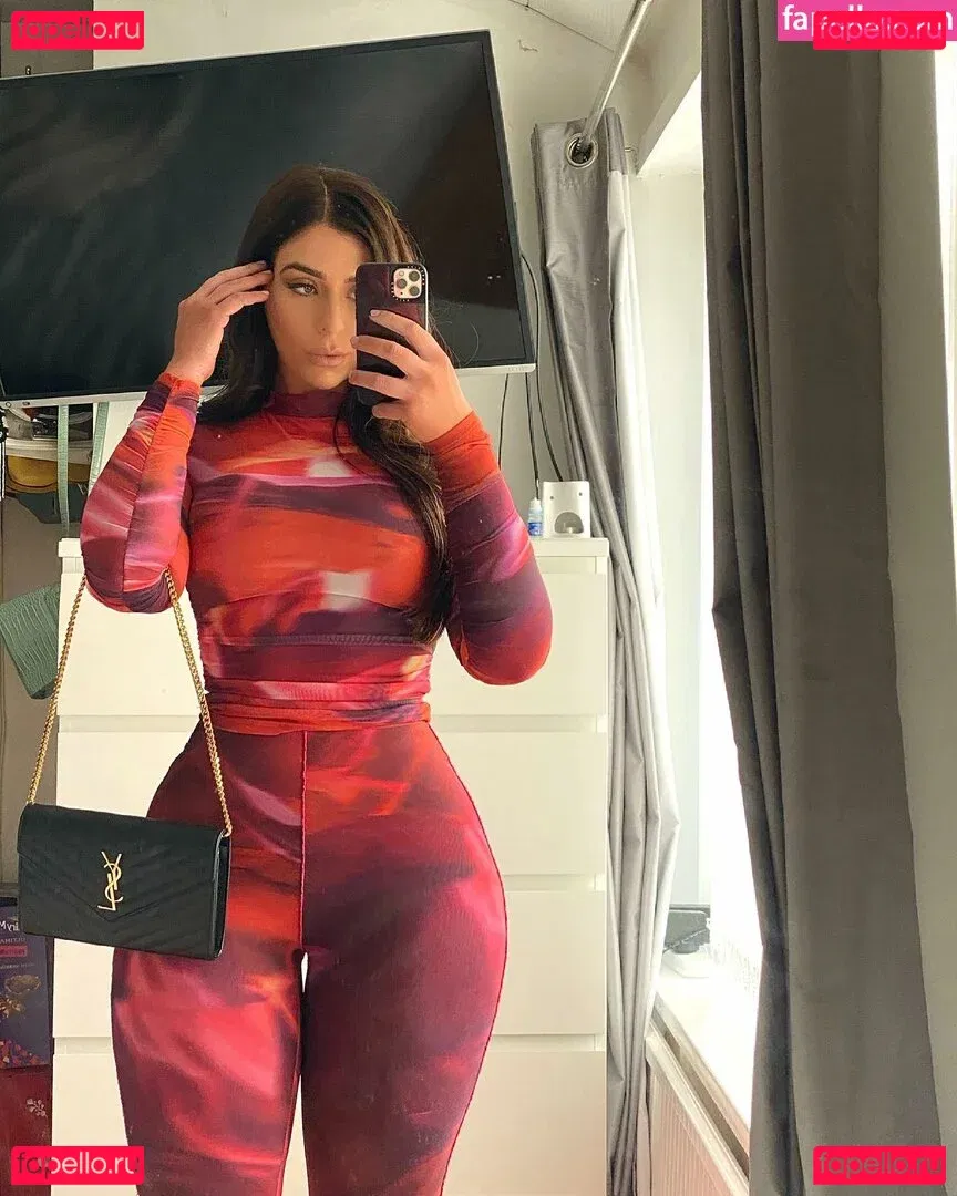 Caroline Hobday Onlyfans Photo Gallery 