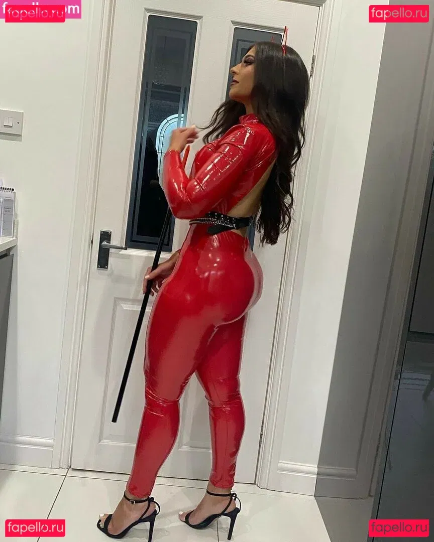 Caroline Hobday Onlyfans Photo Gallery 