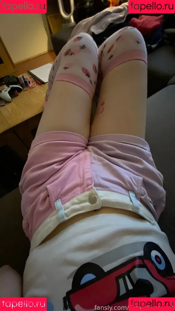 Strawbussycat Onlyfans Photo Gallery 