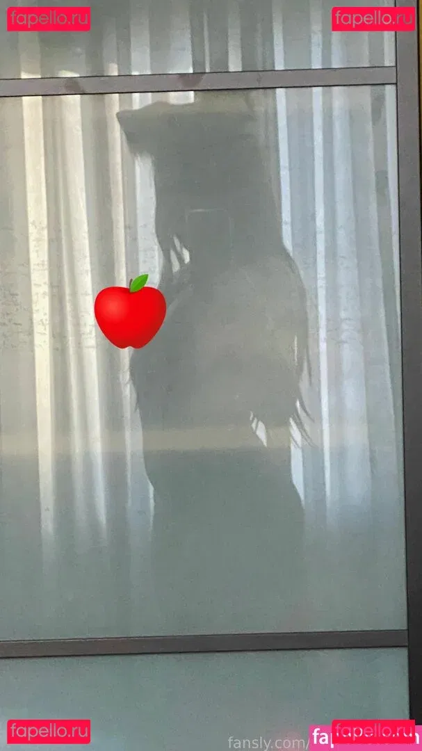 Strawbussycat Onlyfans Photo Gallery 