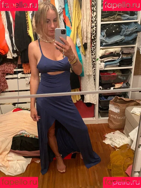 Vinted/eBay Onlyfans Photo Gallery 