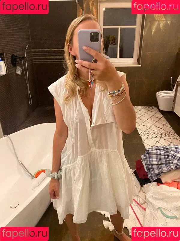 Vinted/eBay Onlyfans Photo Gallery 