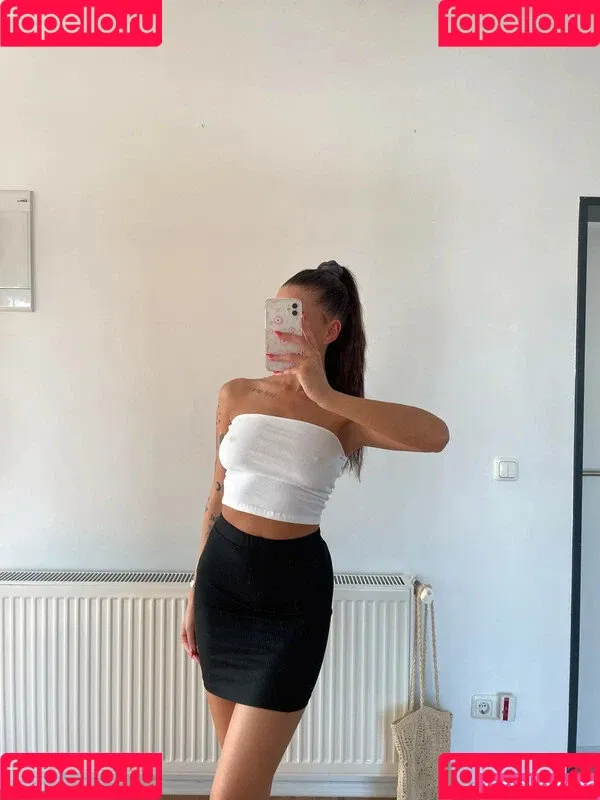 Vinted/eBay Onlyfans Photo Gallery 