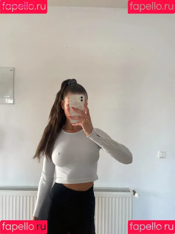 Vinted/eBay Onlyfans Photo Gallery 