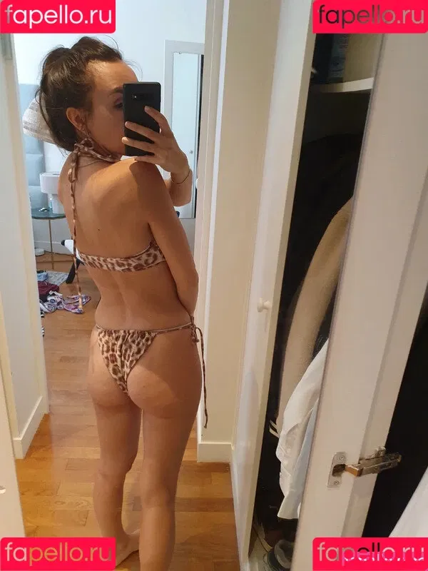 Vinted/eBay Onlyfans Photo Gallery 