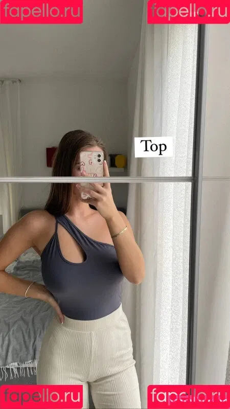 Vinted/eBay Onlyfans Photo Gallery 