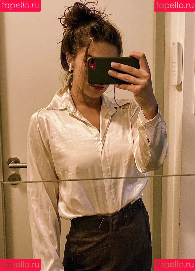 Vinted/eBay Onlyfans Photo Gallery 