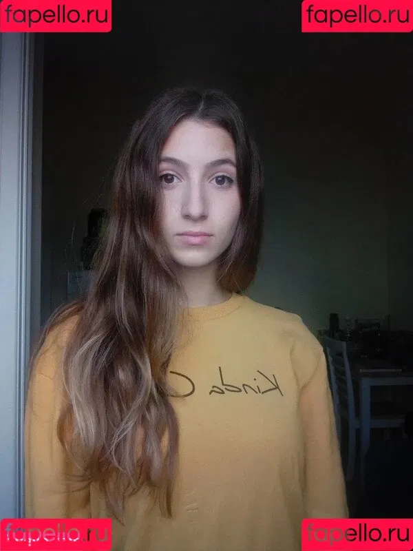 Vinted/eBay Onlyfans Photo Gallery 