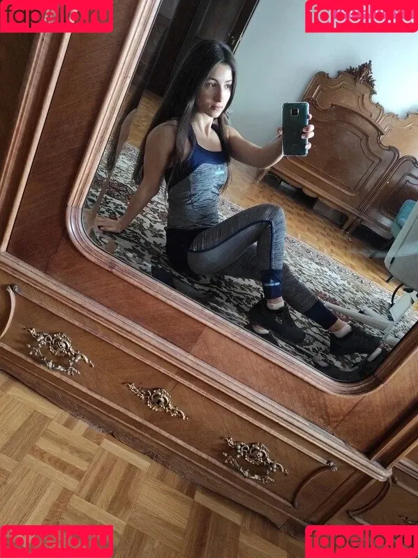 Vinted/eBay Onlyfans Photo Gallery 