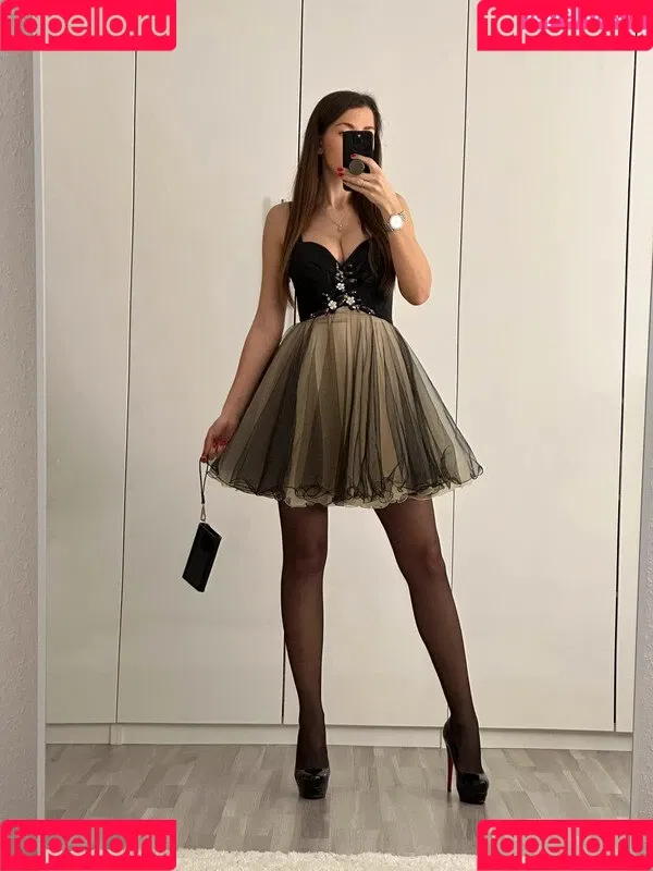 Vinted/eBay Onlyfans Photo Gallery 