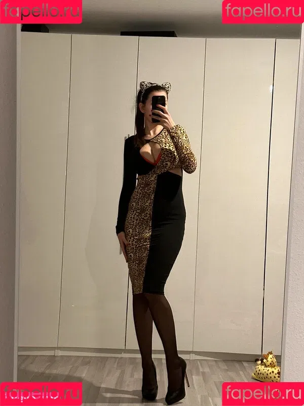 Vinted/eBay Onlyfans Photo Gallery 