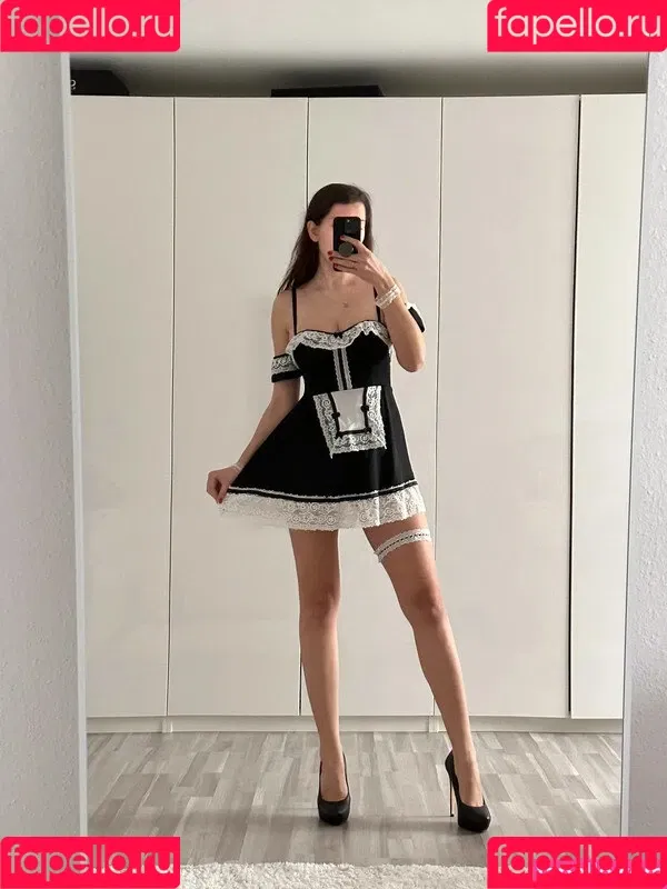 Vinted/eBay Onlyfans Photo Gallery 