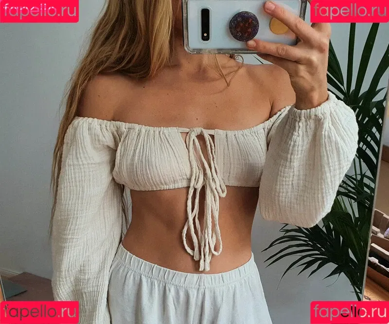 Vinted/eBay Onlyfans Photo Gallery 