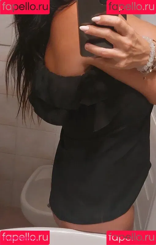 Vinted/eBay Onlyfans Photo Gallery 