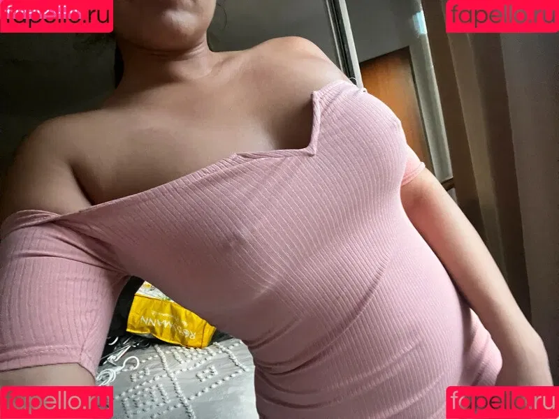 Vinted/eBay Onlyfans Photo Gallery 