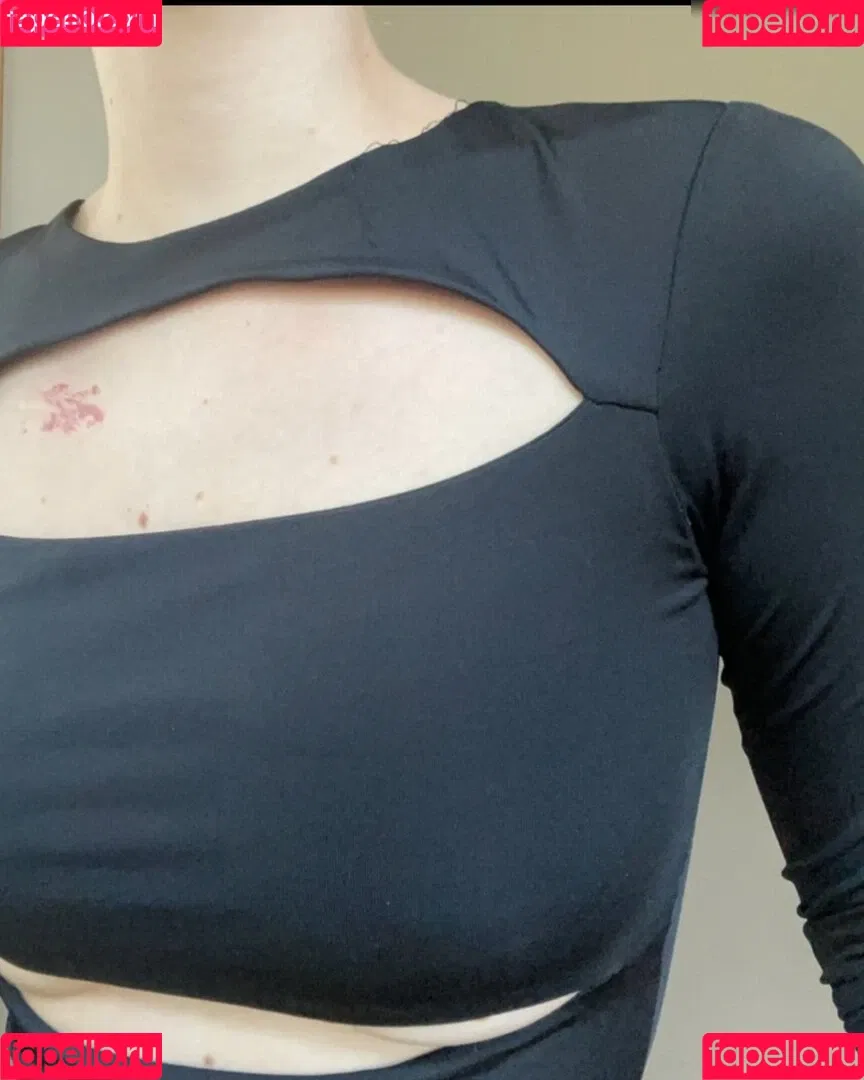 Vinted/eBay Onlyfans Photo Gallery 