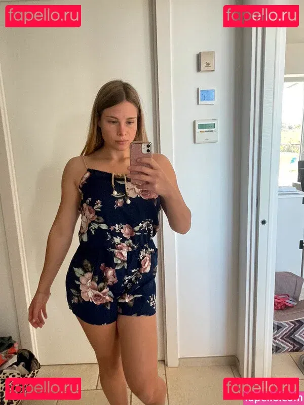 Vinted/eBay Onlyfans Photo Gallery 