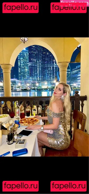 Vinted/eBay Onlyfans Photo Gallery 