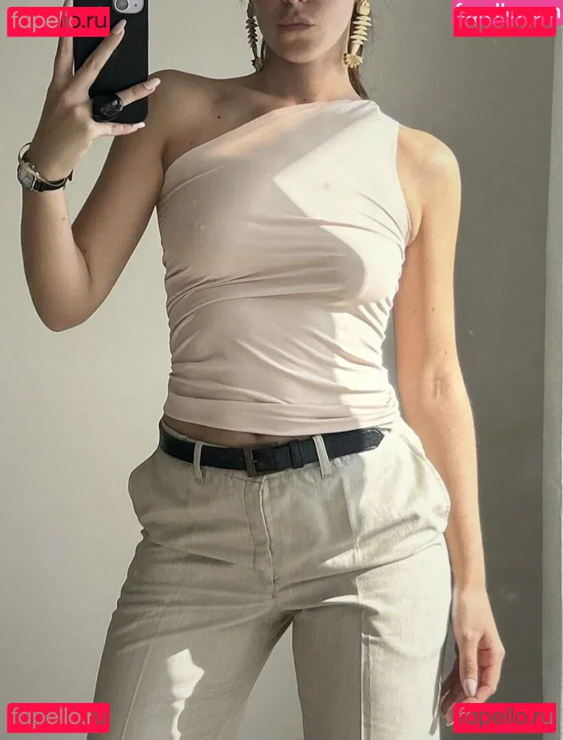 Vinted/eBay Onlyfans Photo Gallery 