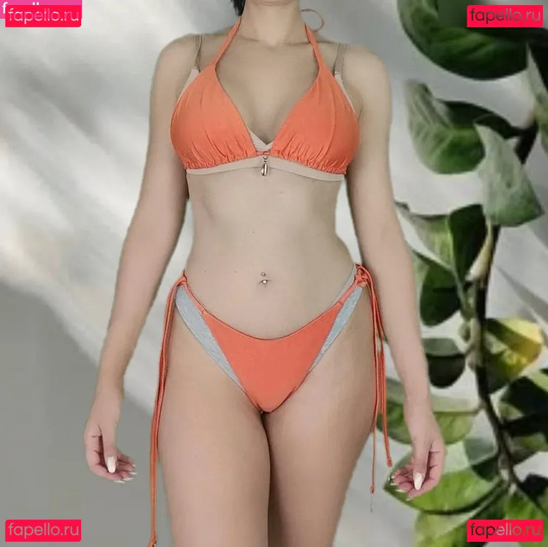 Vinted/eBay Onlyfans Photo Gallery 