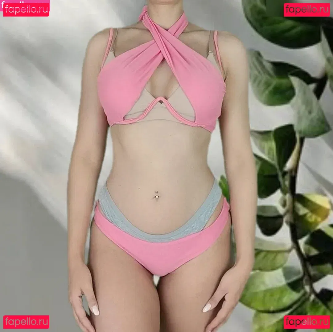 Vinted/eBay Onlyfans Photo Gallery 