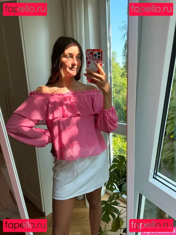 Vinted/eBay Onlyfans Photo Gallery 