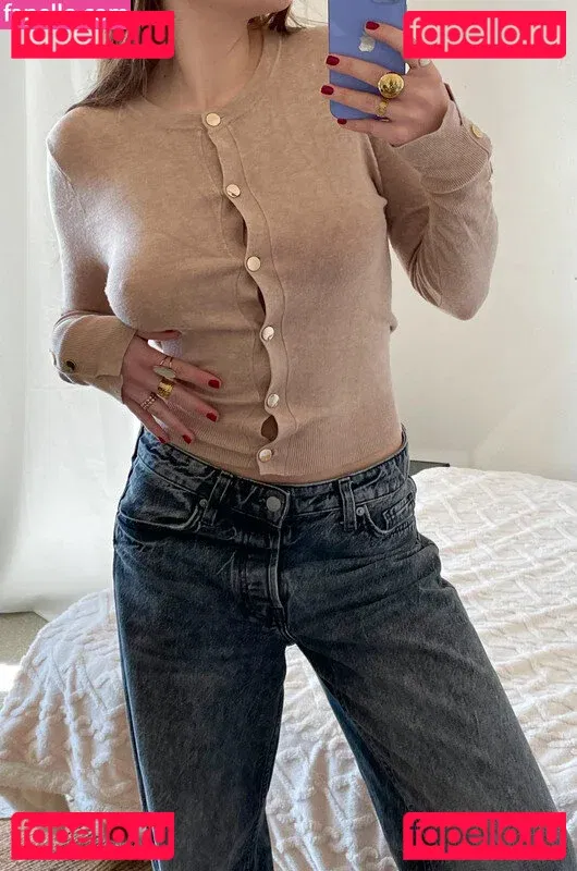 Vinted/eBay Onlyfans Photo Gallery 