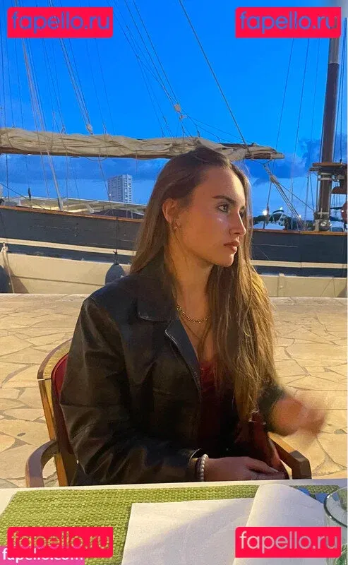 Vinted/eBay Onlyfans Photo Gallery 