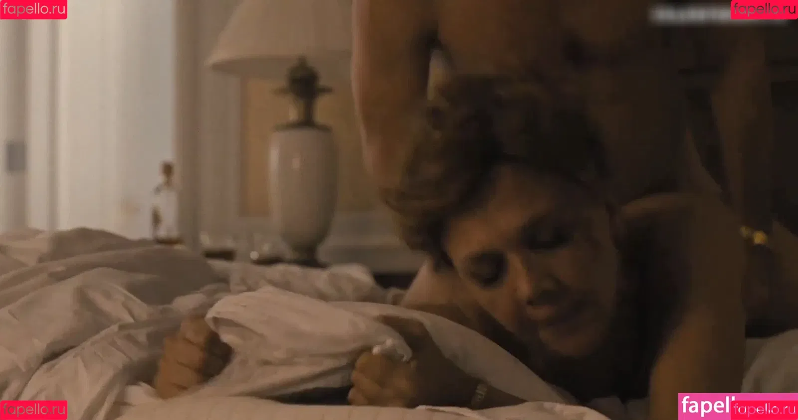 Maggie Gyllenhaal Onlyfans Photo Gallery 