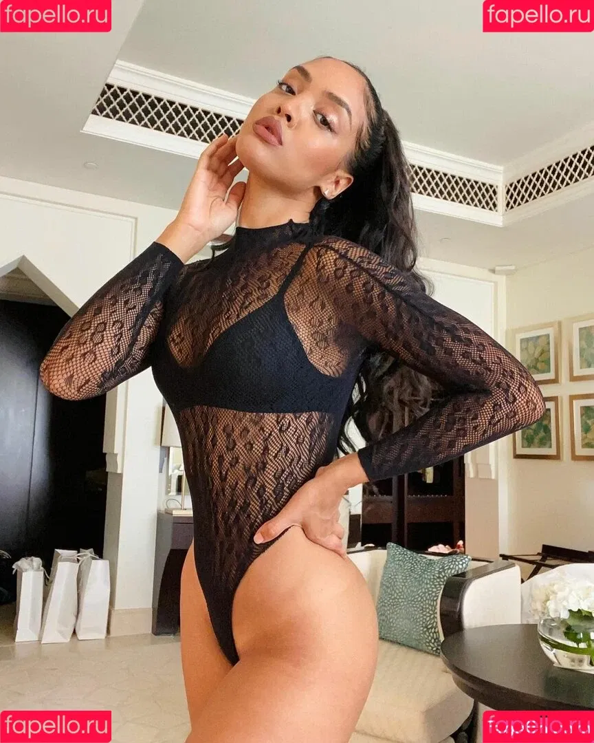 Izabela Guedes Onlyfans Photo Gallery 
