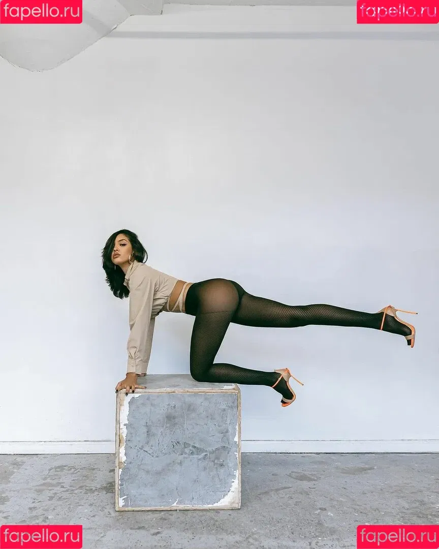 Izabela Guedes Onlyfans Photo Gallery 