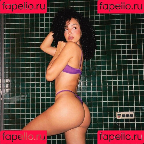 Izabela Guedes Onlyfans Photo Gallery 