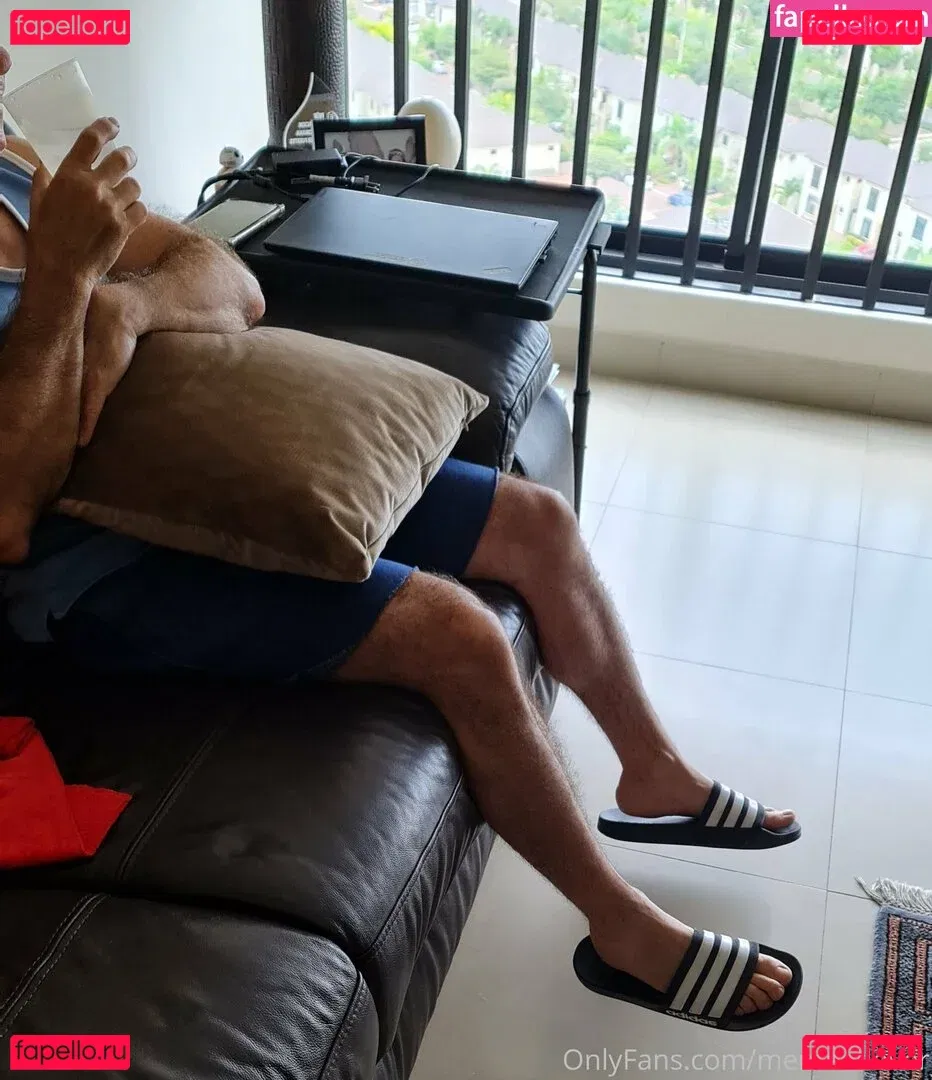 menfeetlover Onlyfans Photo Gallery 