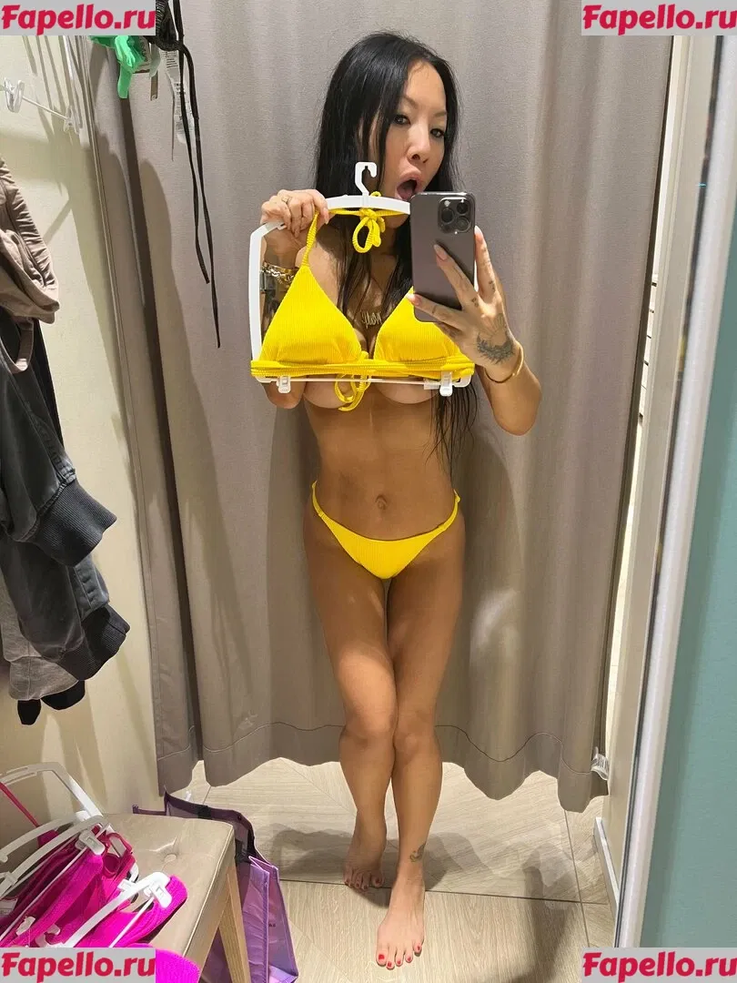 Asa Akira Onlyfans Photo Gallery 