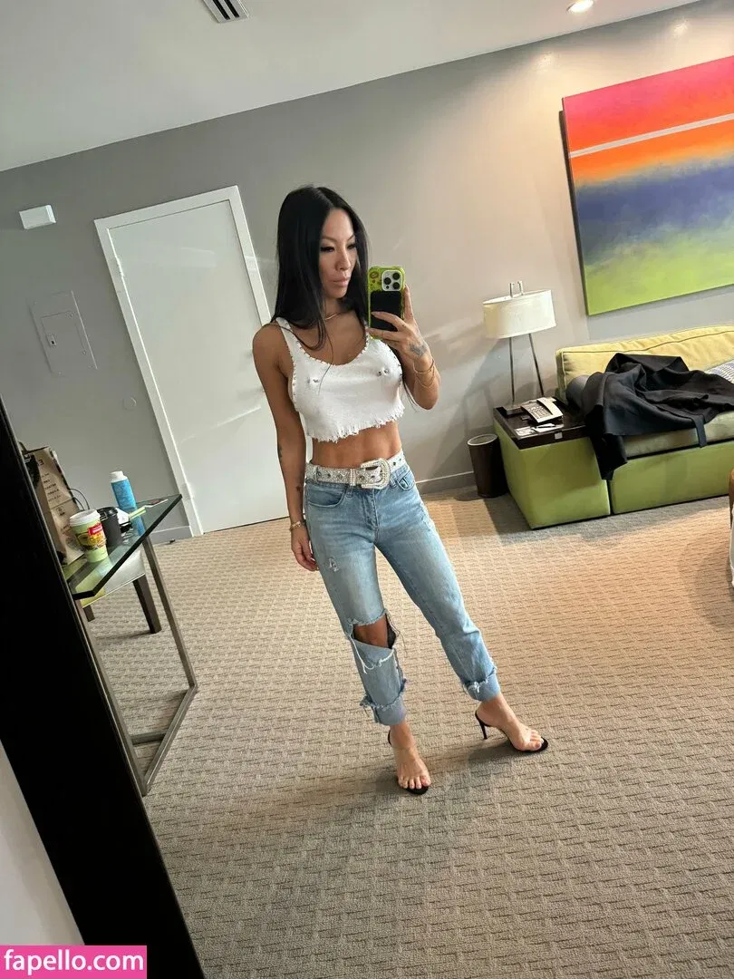 Asa Akira Onlyfans Photo Gallery 