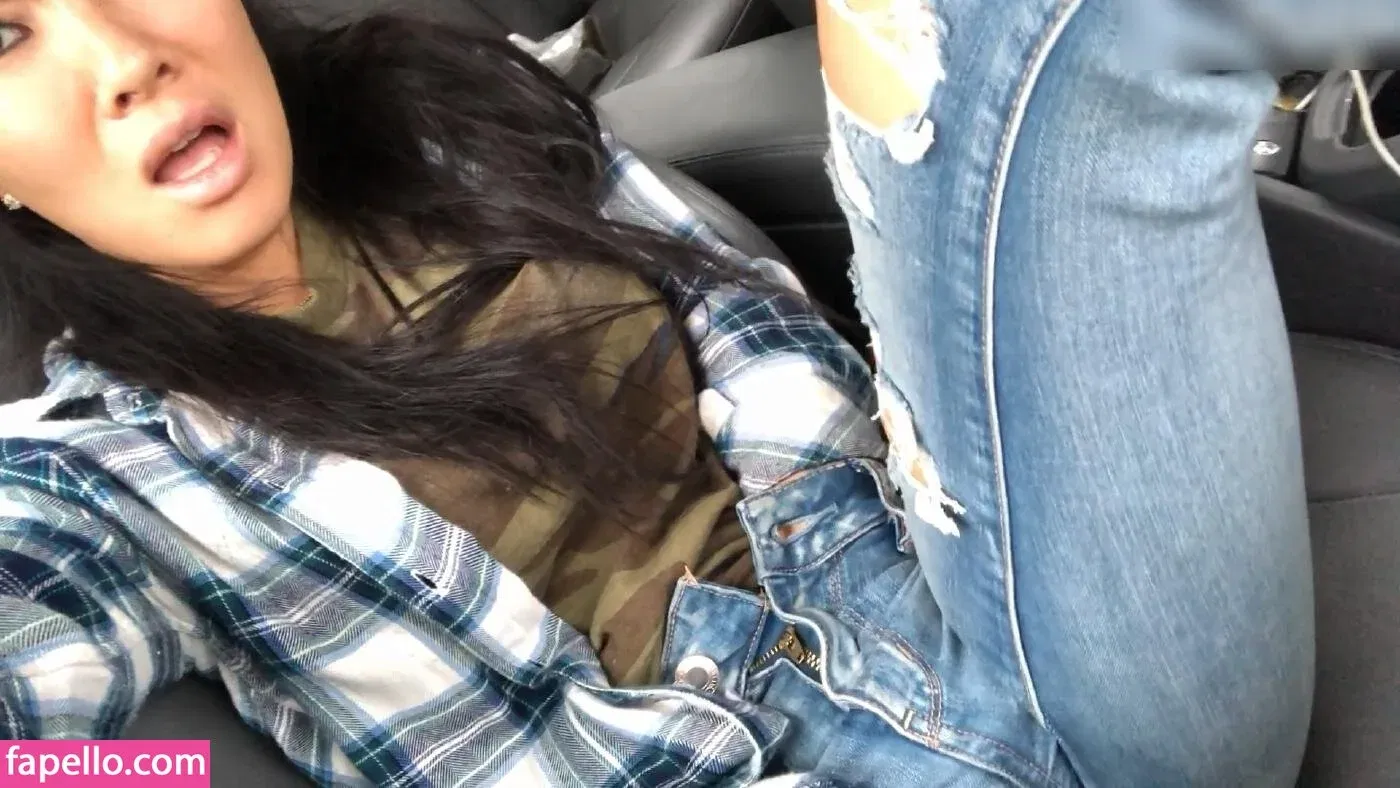 Asa Akira Onlyfans Photo Gallery 